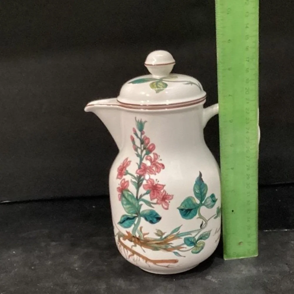 Villeroy & Boch Botanica Teapot, Menyanthes Trifoliata,‎ Botanical Tableware